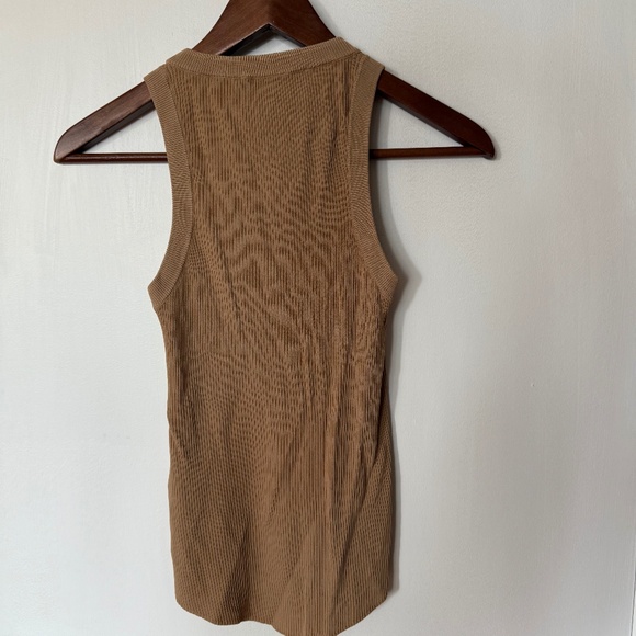Zara ribbed knit tank top - Picture 3 of 3